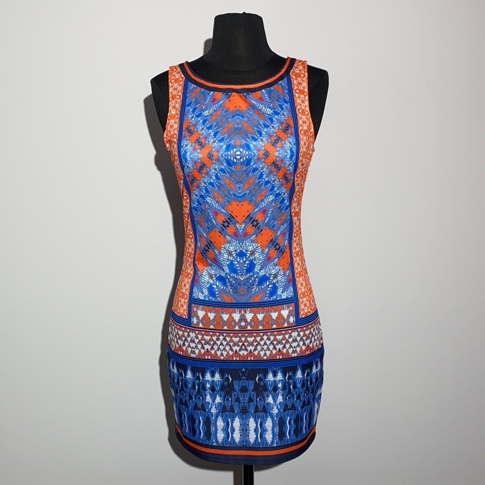 FOREVER 21 Printed Sleeveless Dress Size M